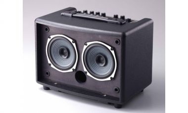Roland AC-33 комбо для акустической гитары