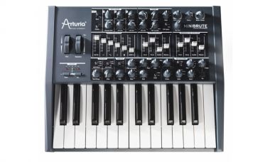 Arturia Minibrute аналоговый синтезатор