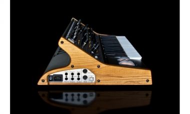 Moog Sub 37 Tribute Edition аналоговый синтезатор