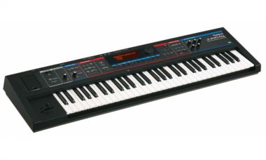 Roland Juno-Di синтезатор