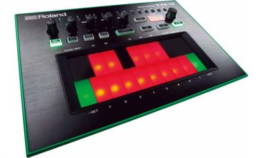 Roland TB-3 сенсорный бас-синтезатор