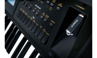Roland BK-5 OR синтезатор с автоаккомпаниментом