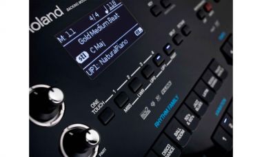 Roland BK-7M звуковой модуль с автоаккомпанементом
