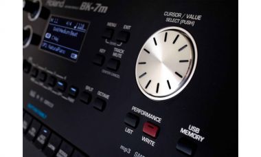 Roland BK-7M звуковой модуль с автоаккомпанементом