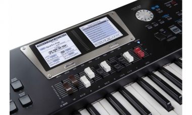 Roland BK-9 синтезатор с автоаккомпанементом