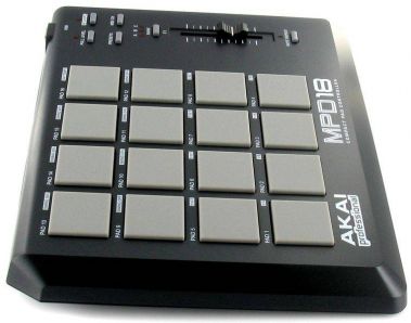 AKAI PRO MPD18 компактный USB MIDI-контроллер